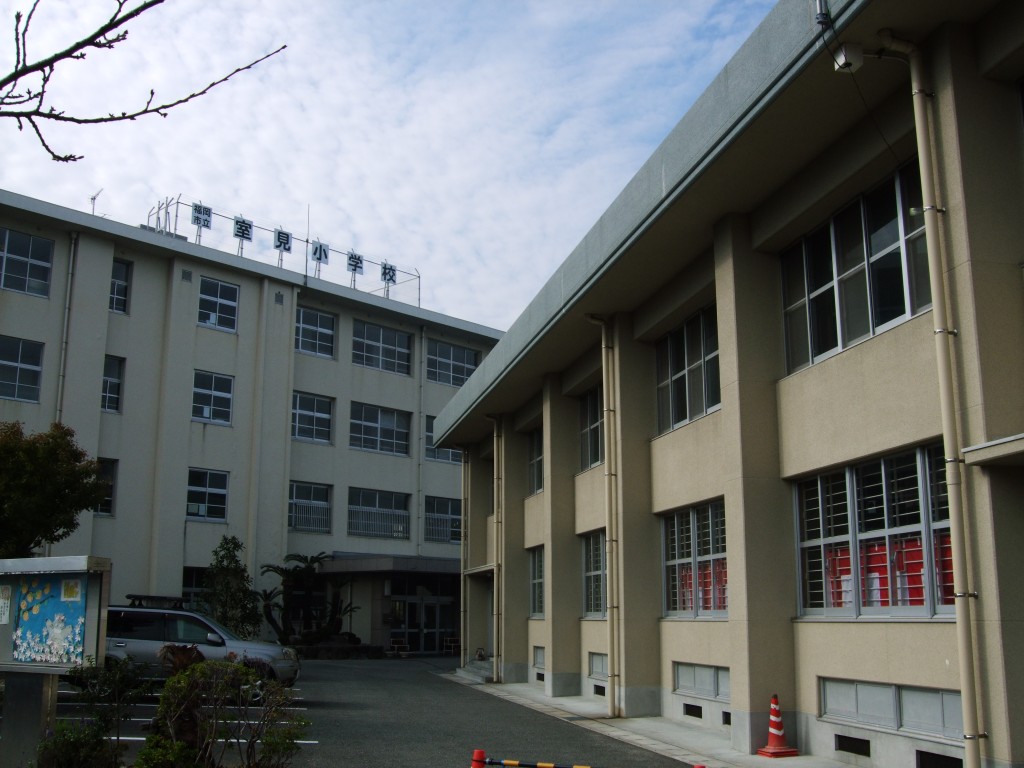 福岡市の室見公民館50周年記念パーティーが室見小学校体育館で開催されました！ みんなのケータリング福岡照